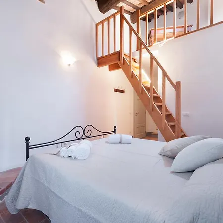 Casa di campagna Palazzo Del Borgo *