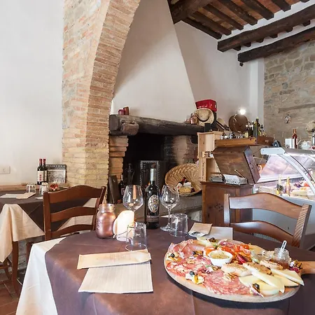 Casa di campagna Palazzo Del Borgo Chianni